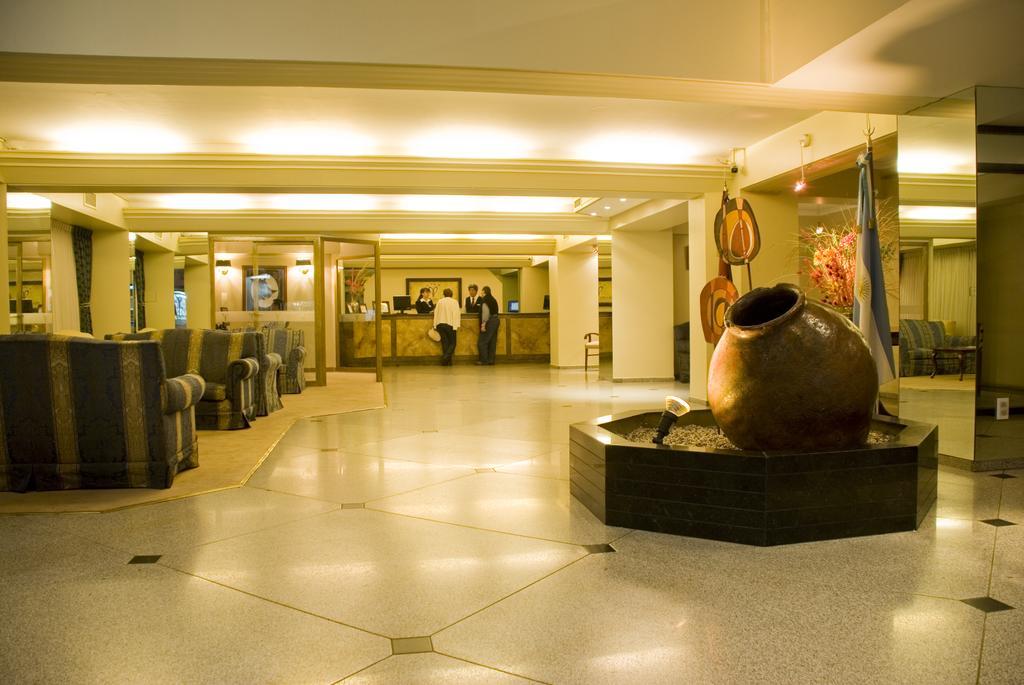 Provincial Plaza Hotel 살타 외부 사진